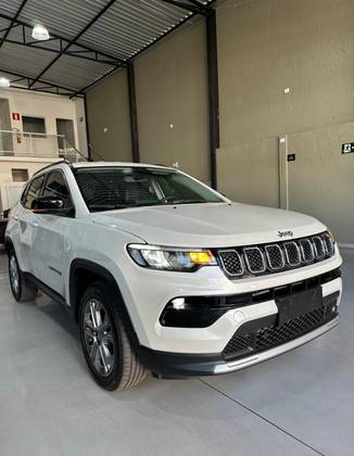 JEEP COMPASS 1.3 T270 TURBO FLEX LONGITUDE AT6